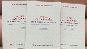ដោយយកសុភមង្គលរបស់ប្រជាជនជាគោលដៅ ជាកម្លាំងចលករ និងជារង្វាស់នៃការអភិវឌ្ឍ