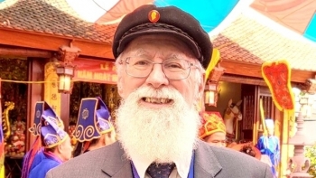 លោកវេជ្ជបណ្ឌិត Michael Parsons (អូស្ត្រាលី)៖ ថ្ងៃបោះឆ្នោតនៅប្រទេសវៀតណាមមានបរិយាកាសរីករាយ។