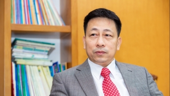 ធ្នើរសៀវភៅវៀតណាម៖ រួមចំណែកដល់ការកសាង និងអភិរក្សភាសាវៀតណាមនៅក្នុងទ្វីបទាំងប្រាំ