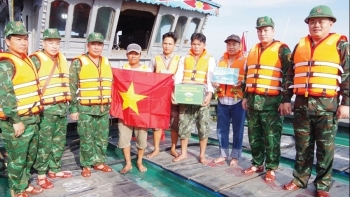 ទីក្រុង Hue មានគម្រោងចំណាយប្រាក់ចំនួន ១៦ ពាន់លានដុង ដើម្បីគាំទ្រដល់ការរុះរើនាវានេសាទជាង ១០០ គ្រឿង ដែលមិនបំពេញតាមតម្រូវការប្រតិបត្តិការ