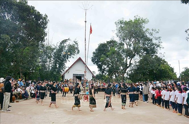 សេរីភាពសាសនានៅវៀតណាមពីជ្រុងមួយនៃពិធីបុណ្យ