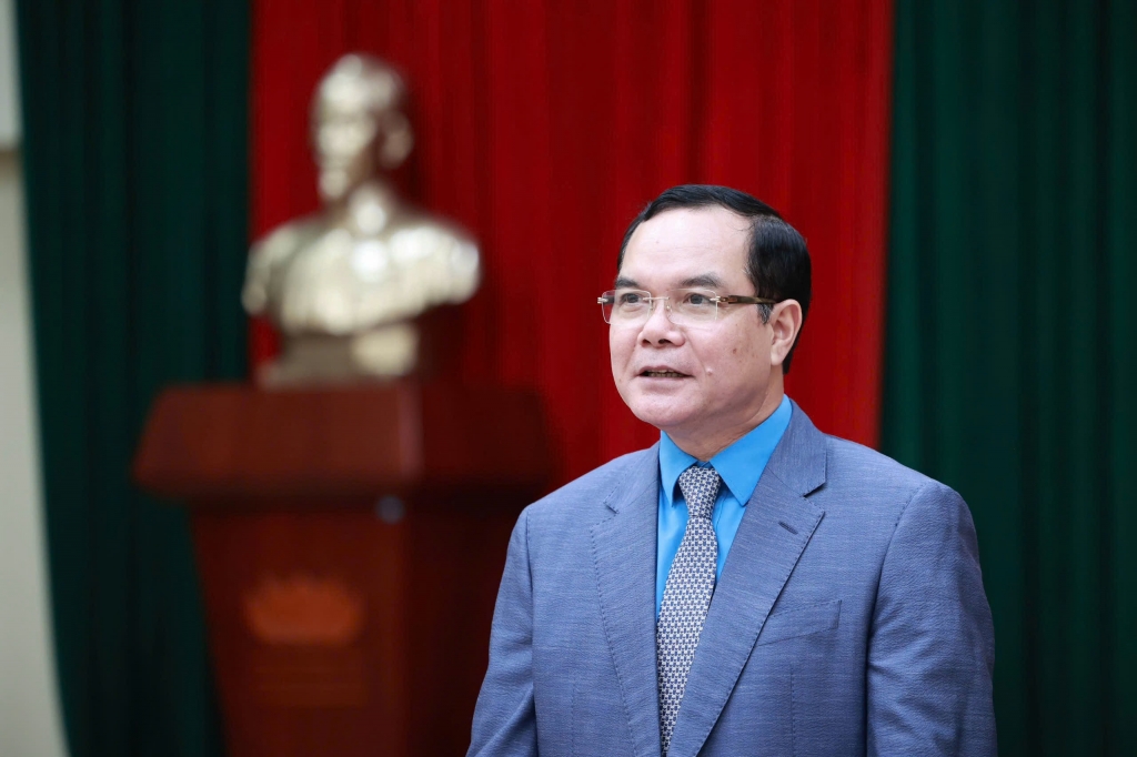 កសាងវណ្ណៈកម្មករវៀតណាមទំនើប និងរឹងមាំក្នុងយុគសម័យថ្មីនៃការអភិវឌ្ឍប្រទេសជាតិ