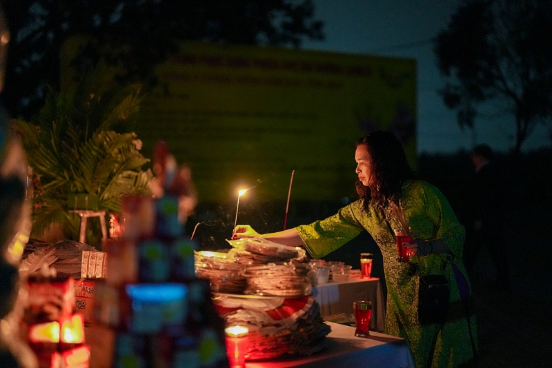 រូបថត៖ ផ្សារណាត់ Am Duong ភាគខាងជើង បើកលក់ម្តងក្នុងមួយឆ្នាំ