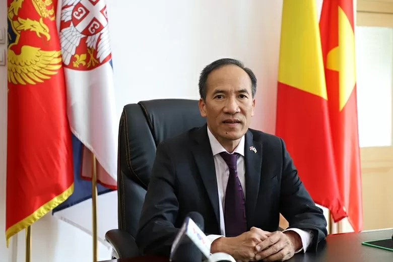 ឯកអគ្គរដ្ឋទូតវៀតណាមប្រចាំនៅរ៉ូម៉ានី Do Duc Thanh