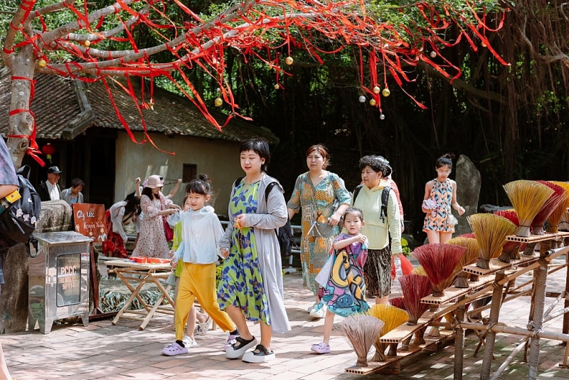 វៀតណាម​បន្ត​ជា​គោលដៅ​ទាក់ទាញវ​បំផុត​សម្រាប់​គ្រួសារ​កូរ៉េ​ដែល​មាន​កូន