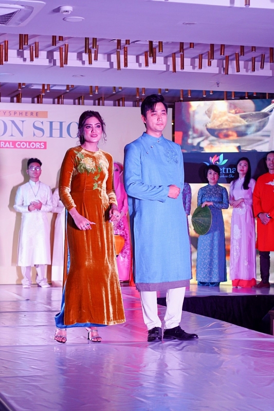 ឧទ្ទេសនាម Ao Dai និងវប្បធម៌វៀតណាម ដល់សាធារណជនប៉ាគីស្ថាន