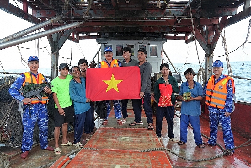 ពង្រឹងយុទ្ធនាការយល់ដឹងប្រឆាំងនឹងការនេសាទខុសច្បាប់ (IUU) នៅតាមដែនទឹកព្រំដែន