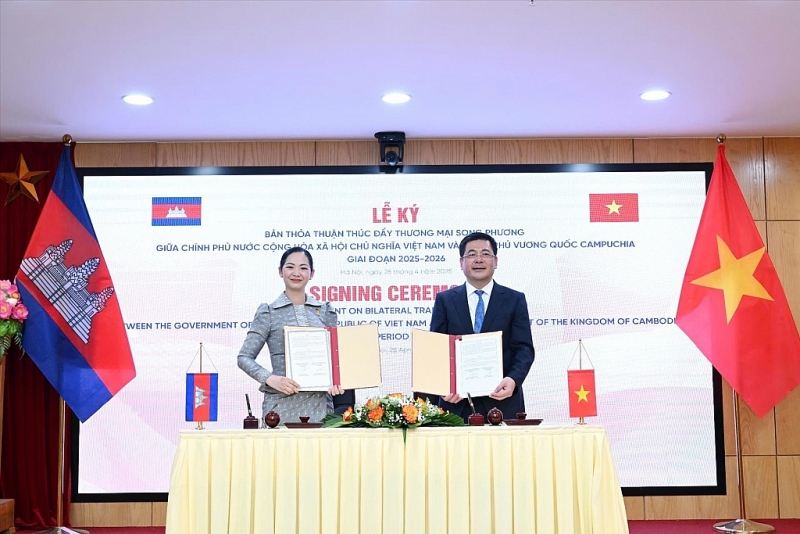 ភ្នំពេញប៉ុស្តិ៍៖ ចំណុចរបត់ជាយុទ្ធសាស្ត្រមួយក្នុងកិច្ចសហប្រតិបត្តិការវៀតណាម-កម្ពុជា ភ្នំពេញប៉ុស្តិ៍៖ ចំណុចរបត់ជាយុទ្ធសាស្ត្រមួយក្នុងកិច្ចសហប្រតិបត្តិការវៀតណាម-កម្ពុជា