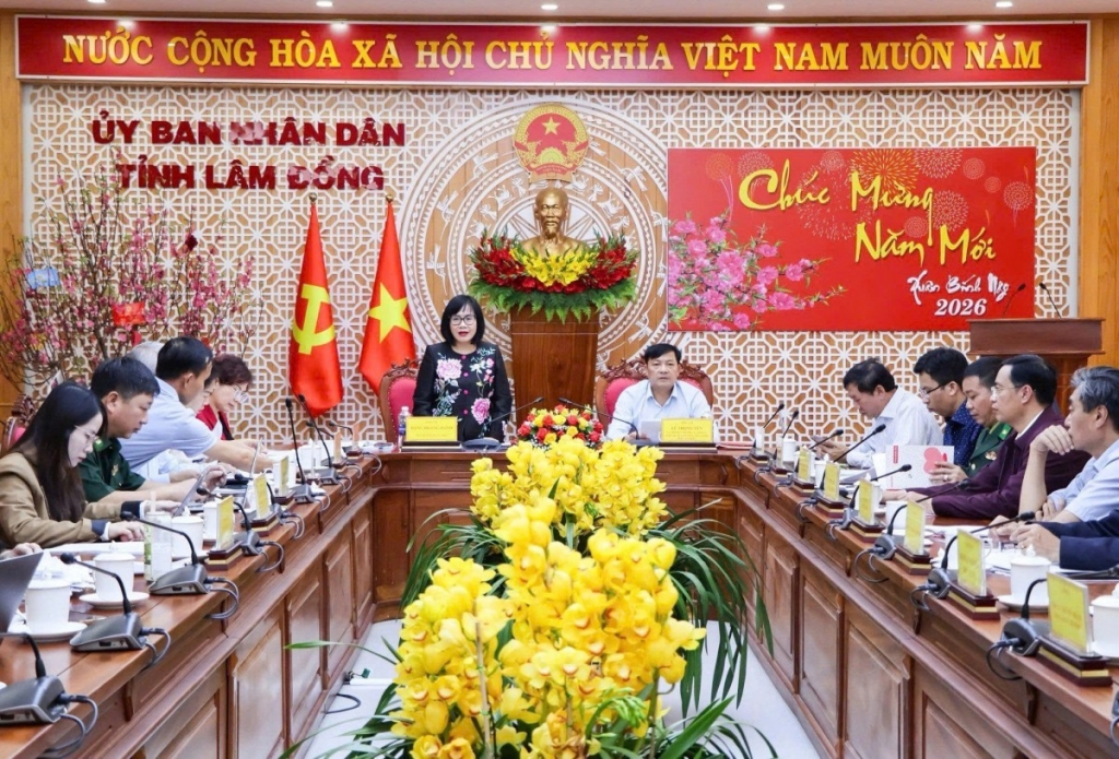 ខេត្តឡាំដុងដោះស្រាយ ១០០% នៃនាវាដែលរំលោភលើបទប្បញ្ញត្តិនេសាទ IUU (ខុសច្បាប់ មិនរាយការណ៍ និងមិនមានការគ្រប់គ្រង) ដោយការដកនាវាទាំងអស់ដែលបាត់បង់ការតភ្ជាប់ ខេត្តឡាំដុងដោះស្រាយ ១០០% នៃនាវាដែលរំលោភលើបទប្បញ្ញត្តិនេសាទ IUU (ខុសច្បាប់ មិនរាយការណ៍ និងមិនមានការគ្រប់គ្រង) ដោយការដកនាវាទាំងអស់ដែលបាត់បង់ការតភ្ជាប់