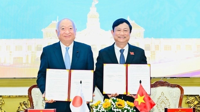 ទីក្រុងហូជីមិញ និងខេត្តយ៉ាម៉ាហ្គូជី កំពុងពង្រឹងការផ្លាស់ប្តូរប្រជាជន និងសម្របសម្រួលការបណ្តុះបណ្តាលតំណាងរាស្ត្រជាប់ឆ្នោត