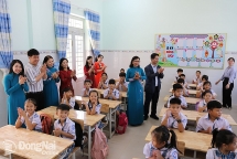ការតភ្ជាប់ទំនាក់ទំនងការទូតរវាងប្រជាជន និងប្រជាជនជាមួយនឹងការដោះស្រាយបញ្ហាសន្តិសុខសង្គម