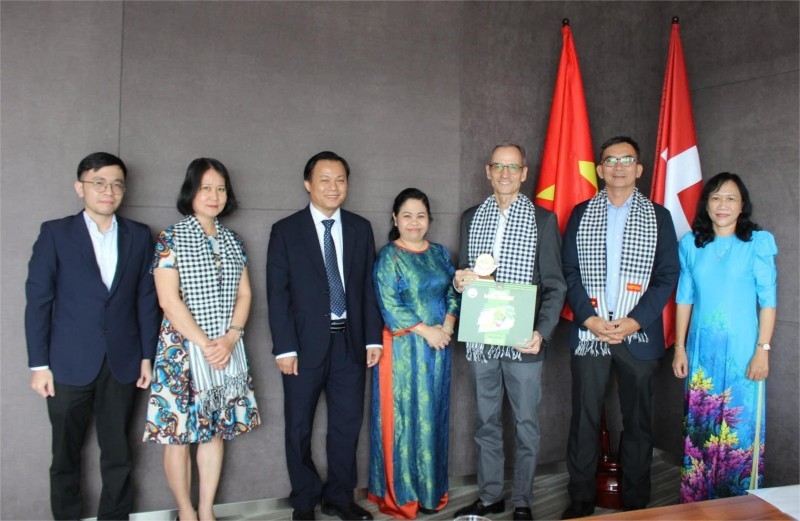 ប្រធានសមាគមមិត្តភាពស្វីស-វៀតណាម៖ មោទនភាពដែលបានឃើញវៀតណាមកើនឡើងក្រោយ ៨០ ឆ្នាំនៃទិវាជាតិ ប្រធានសមាគមមិត្តភាពស្វីស-វៀតណាម៖ មោទនភាពដែលបានឃើញវៀតណាមកើនឡើងក្រោយ ៨០ ឆ្នាំនៃទិវាជាតិ