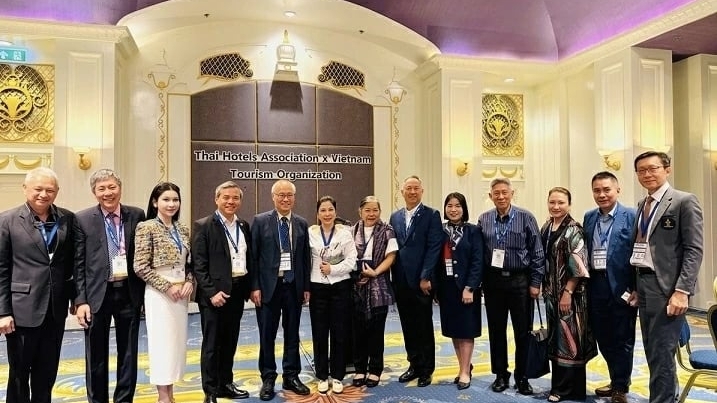 វៀតណាម ជំរុញកិច្ចសហប្រតិបត្តិការទេសចរណ៍ជាមួយថៃ