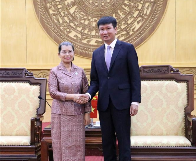 ពង្រឹងចំណងមិត្តភាព និងសាមគ្គីភាពរវាងវៀតណាម និងកម្ពុជា ពង្រឹងចំណងមិត្តភាព និងសាមគ្គីភាពរវាងវៀតណាម និងកម្ពុជា