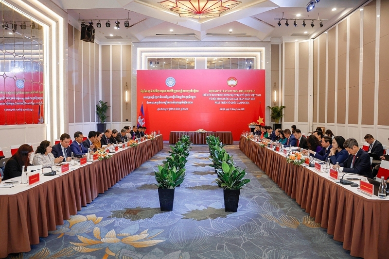 លើកកម្ពស់ការផ្លាស់ប្ដូររវាងប្រជាជន និងប្រជាជនរវាងវៀតណាម និងកម្ពុជា តាមរយៈឆានែលរណសិរ្សមាតុភូមិវៀតណាម លើកកម្ពស់ការផ្លាស់ប្ដូររវាងប្រជាជន និងប្រជាជនរវាងវៀតណាម និងកម្ពុជា តាមរយៈឆានែលរណសិរ្សមាតុភូមិវៀតណាម