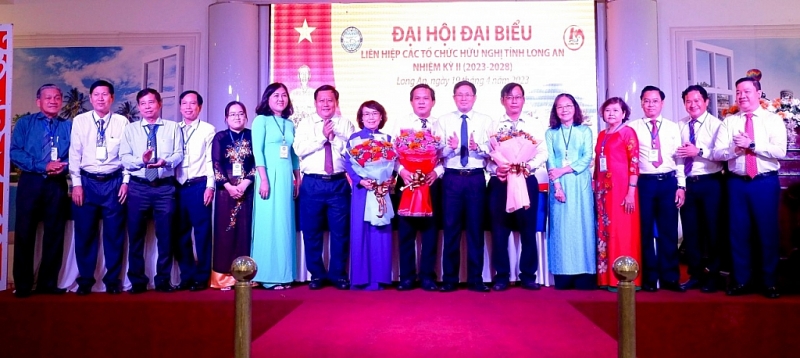ក្រុមប្រឹក្សាប្រតិបត្តិនៃសហភាពឡុងអានសម្រាប់អាណត្តិ ២០២៣ - ២០២៨ បានបង្ហាញខ្លួននៅក្នុងសភា។ ក្រុមប្រឹក្សាប្រតិបត្តិនៃសហភាពឡុងអានសម្រាប់អាណត្តិ ២០២៣ - ២០២៨ បានបង្ហាញខ្លួននៅក្នុងសភា។
