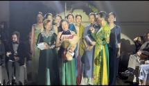 បេះដូង​អ្នក​រចនា​ជនជាតិ​ឆេកដែលមានប្រភពមកពីវៀតណាម​សម្រាប់​កុមារ​វៀតណាម