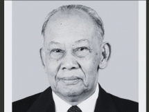 ចូលរួមរំលែកទុក្ខចំពោះមរណភាពរបស់សមមិត្តឧត្តមសេនីយ៍ឯក Khamtay Siphandone