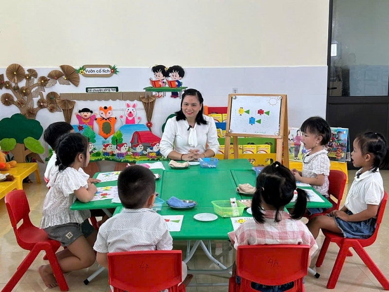 អង្គការ Save the Children គាំទ្រការអប់រំដល់កុមារជាង ២៧,០០០ នាក់នៅ Hai Phong និង Dong Thap