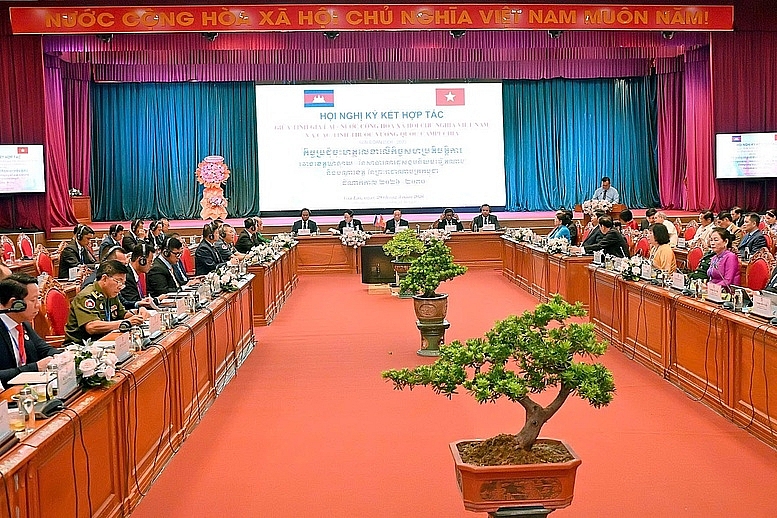 ខេត្តយ៉ាឡាយ ចុះហត្ថលេខាលើអនុស្សរណៈនៃកិច្ចសហប្រតិបត្តិការជាមួយខេត្តនានានៅភាគឦសាននៃប្រទេសកម្ពុជា