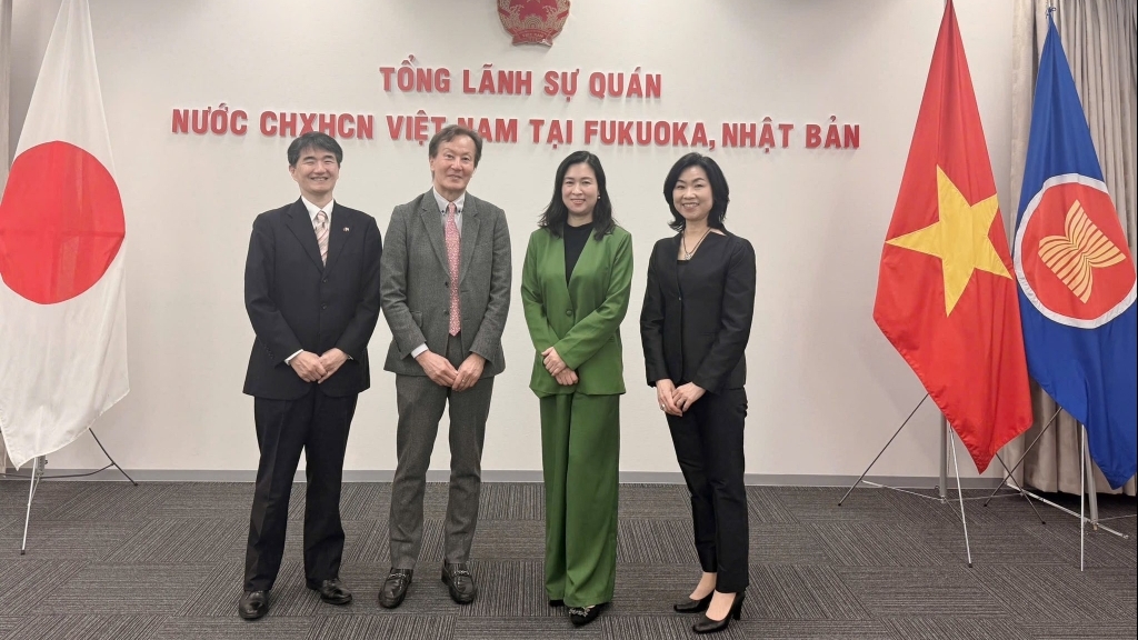 លើកកម្ពស់តួនាទីជាស្ពានតភ្ជាប់របស់សមាគមមិត្តភាព Kyushu-វៀតណាម