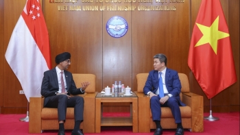 សំណើចំនួនបួន ដើម្បីជំរុញទំនាក់ទំនងវៀតណាម-សិង្ហបុរី ក្នុងវិស័យសំខាន់ៗ