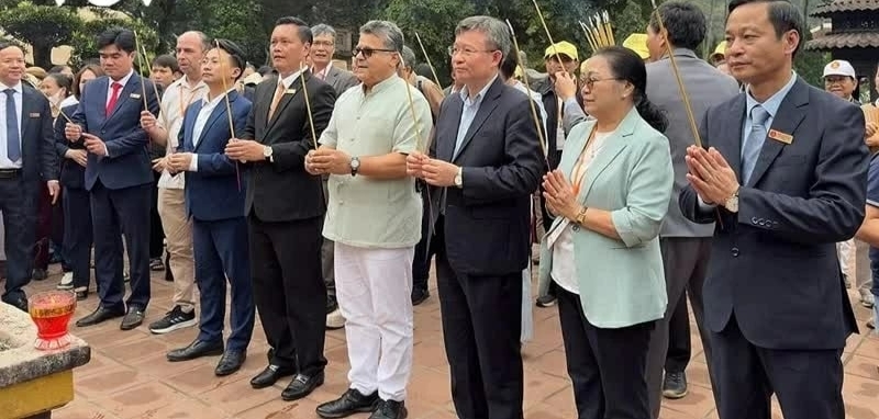 នៅពេលដែលបេតិកភណ្ឌក្លាយជា...ភាសាសាមញ្ញមួយ នៅពេលដែលបេតិកភណ្ឌក្លាយជា...ភាសាសាមញ្ញមួយ