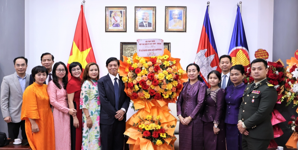 ជំរុញកិច្ចសហប្រតិបត្តិការសេដ្ឋកិច្ចវៀតណាម-កម្ពុជា តាមរយៈសកម្មភាពបណ្តាញអាជីវកម្ម