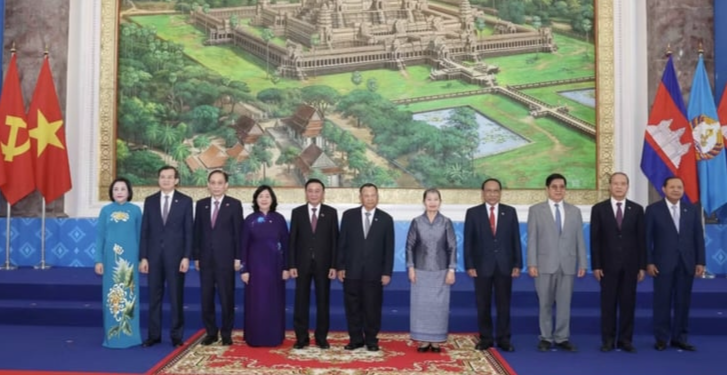 វៀតណាម និងកម្ពុជា ពង្រឹងជំនឿទុកចិត្តនយោបាយឱ្យបានកាន់តែរឹងមាំ វៀតណាម និងកម្ពុជា ពង្រឹងជំនឿទុកចិត្តនយោបាយឱ្យបានកាន់តែរឹងមាំ