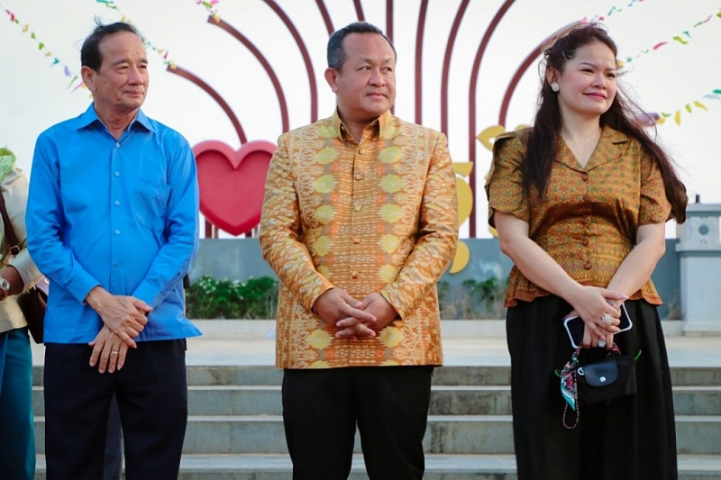 អភិបាលខេត្តកែប ជំរុញឱ្យលើកកម្ពស់វប្បធម៌ជាតិ និងលេងល្បែងប្រជាប្រិយក្នុងឱកាសបុណ្យចូលឆ្នាំខ្មែរ