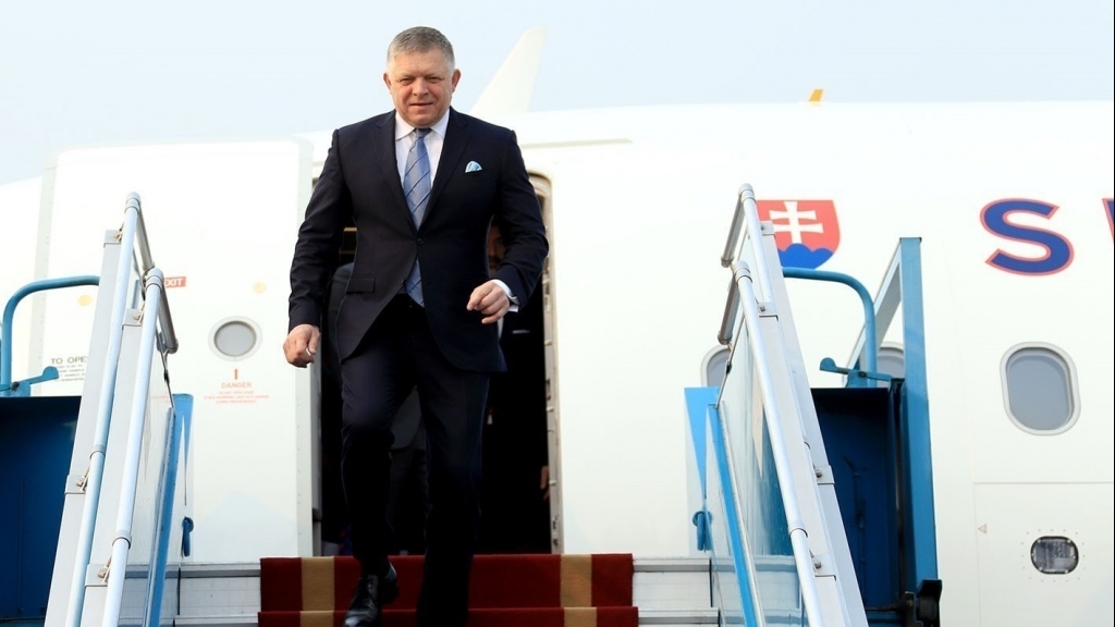 នាយករដ្ឋមន្ត្រីស្លូវ៉ាគី លោក Robert Fico ចាប់ផ្ដើមដំណើរទស្សនកិច្ចជាផ្លូវការនៅវៀតណាម