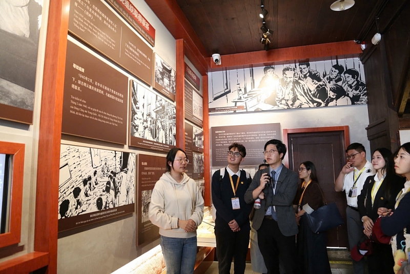 ដំណើរក្រហមសិក្សាស្រាវជ្រាវ និងរៀនសូត្ររបស់យុវជន”៖ ប៉ះទៅលើប្រវត្តិសាស្ត្រ បើកចេញនូវអនាគត ដំណើរក្រហមសិក្សាស្រាវជ្រាវ និងរៀនសូត្ររបស់យុវជន”៖ ប៉ះទៅលើប្រវត្តិសាស្ត្រ បើកចេញនូវអនាគត