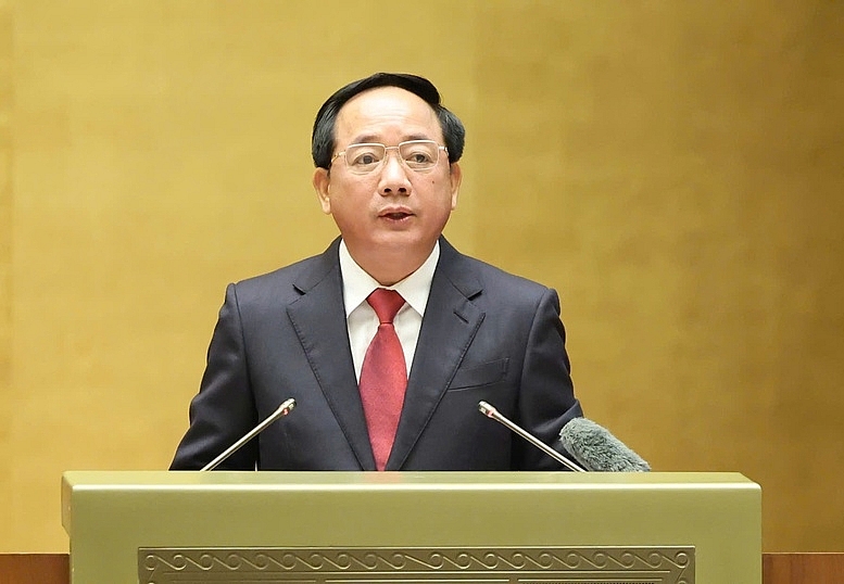 សមមិត្ត Trinh Van Quyet សមាជិកការិយាល័យនយោបាយ លេខាមជ្ឈិមបក្ស ប្រធានគណៈឃោសនាអប់រំ និងចលនាមហាជនមជ្ឈិម បានបង្ហាញនូវបទឧទ្ទេសនាមអំពីខ្លឹមសារជាមូលដ្ឋាននៃបទប្បញ្ញត្តិស្ដីពីការងារនយោបាយ និងសតិអារម្មណ៍នៅក្នុងបក្ស។ សមមិត្ត Trinh Van Quyet សមាជិកការិយាល័យនយោបាយ លេខាមជ្ឈិមបក្ស ប្រធានគណៈឃោសនាអប់រំ និងចលនាមហាជនមជ្ឈិម បានបង្ហាញនូវបទឧទ្ទេសនាមអំពីខ្លឹមសារជាមូលដ្ឋាននៃបទប្បញ្ញត្តិស្ដីពីការងារនយោបាយ និងសតិអារម្មណ៍នៅក្នុងបក្ស។