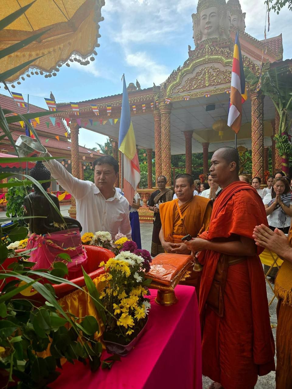 ពលករ​ និង​សហគមន៍​ខ្មែរ​នៅ​ប្រទេស​ម៉ាឡេស៊ី​ជួប​ជុំរៀប​ចំ​ពិធីបុណ្យ​ចូល​ឆ្នាំ​ថ្មី​ប្រពៃណីខ្មែរ​យ៉ាង​សប្បាយ​រីករាយ​ដើម្បី​បង្ហាញ​ពី​វប្បធម៌​ប្រពៃណី​ជាតិ