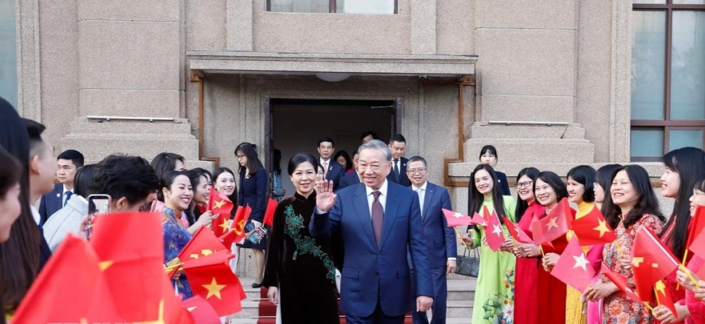 ប្រព័ន្ធផ្សព្វផ្សាយសិង្ហបុរី៖ បណ្តាអាទិភាពក្នុងគោលនយោបាយការបរទេសរបស់វៀតណាម