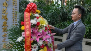 ដើម្បីឱ្យជំនាន់វ័យក្មេងបន្តធ្វើជាអ្នក "រក្សាភ្លើង" សម្រាប់មិត្តភាព វៀតណាម-ចិន