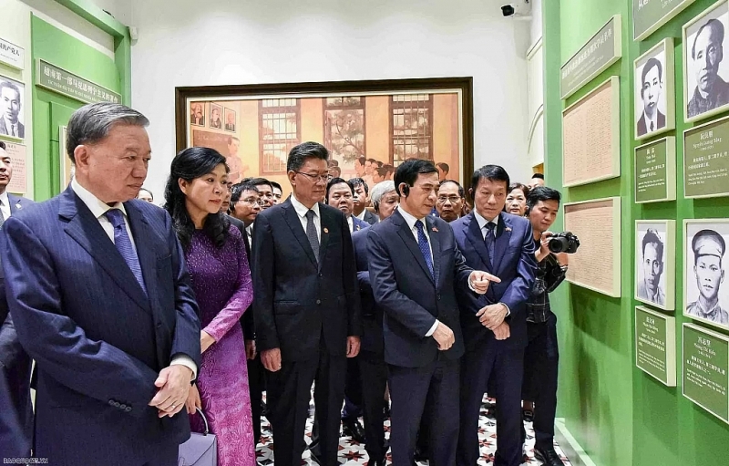 បណ្ឌិត Nguyen Minh Phong៖ ការប្តេជ្ញាចិត្តថ្មីៗជាច្រើន បង្កើតបានជាកម្លាំងចលករថ្មីសម្រាប់ទំនាក់ទំនង វៀតណាម-ចិន