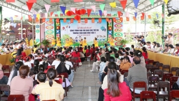 Can Tho៖ សម្ពោធមណ្ឌលកម្សាន្តកុមារនៅសាលាមត្តេយ្យ Vinh Vien ១