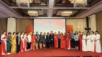 អាណិកជនវៀតណាមនៅម៉ាកាវ (ចិន) ប្រារព្ធខួបលើកទី ៥១ នៃទិវារំដោះភាគខាងត្បូង និងឆ្ពោះទៅរកមាតុភូមិ