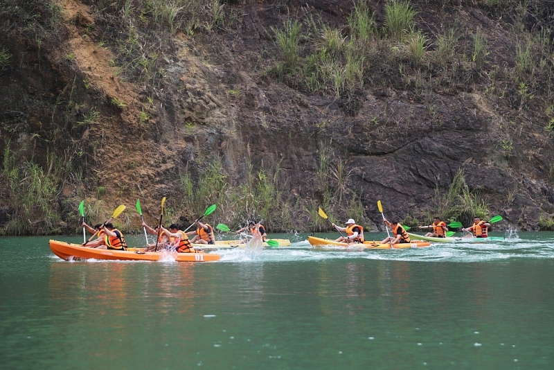 ខេត្ត Cao Bang មានសកម្មភាពយ៉ាងកុះករក្នុងឱកាសអបអរសាទរបុណ្យ ៣០ មេសា - ១ ឧសភា