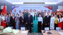 សកម្មភាពជាច្រើនរំលឹកខួបនៃទិវាជ័យជម្នះ នៅទីក្រុងហាណូយ និងទីក្រុងហូជីមិញ