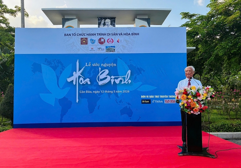 ផ្ញើសារប្រាថ្នាសន្តិភាពពីកោះ Con Dao