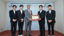 ស្ថានទូត UAE ផ្តល់កិត្តិយសដល់ក្រុមចម្រុះសាកលវិទ្យាល័យ Lac Hong ដែលសម្រេចបានរង្វាន់អន្តរជាតិនៅ Dubai