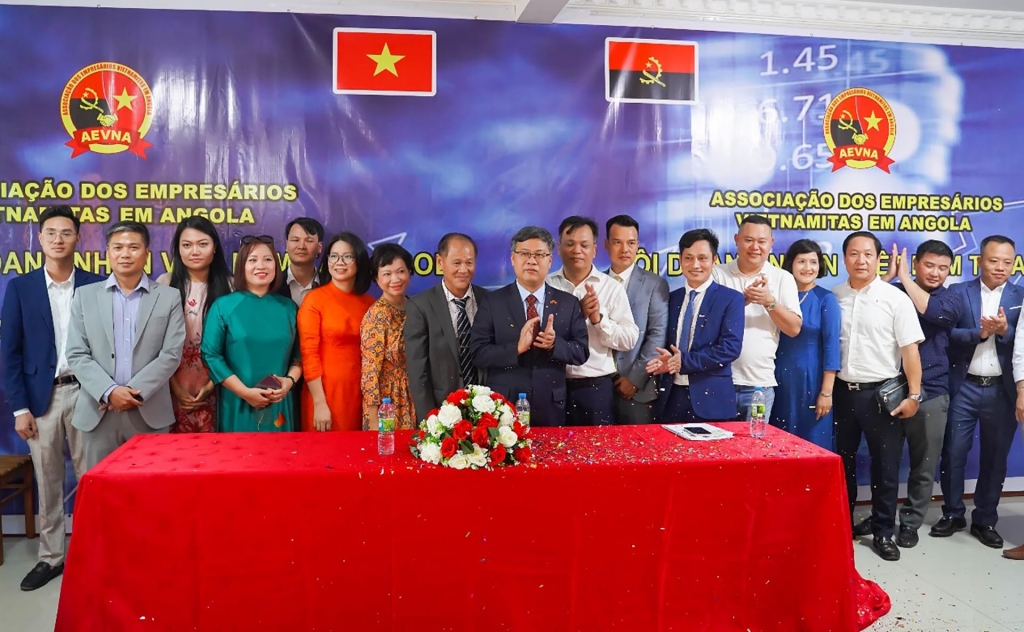 សមាគមសហគ្រិនវៀតណាមនៅអង់ហ្គោឡាត្រូវបានបង្កើតឡើងជាផ្លូវការបន្ទាប់ពីរៀបចំអស់រយៈពេលមួយឆ្នាំ