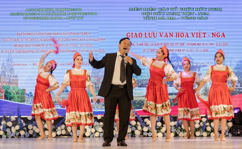 ការផ្លាស់ប្តូរប្រជាជននិងប្រជាជន «រក្សាភ្លើង» មិត្តភាពវៀតណាម - រុស្ស៊ី