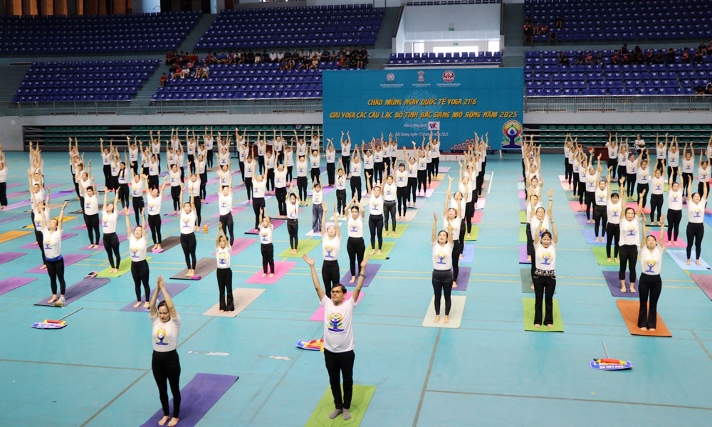 ខេត្ត Bac Giang, Dien Bien, Binh Thuan សម្តែង Yoga រួមគ្នាពង្រឹងមិត្តភាពវៀតណាម-ឥណ្ឌា