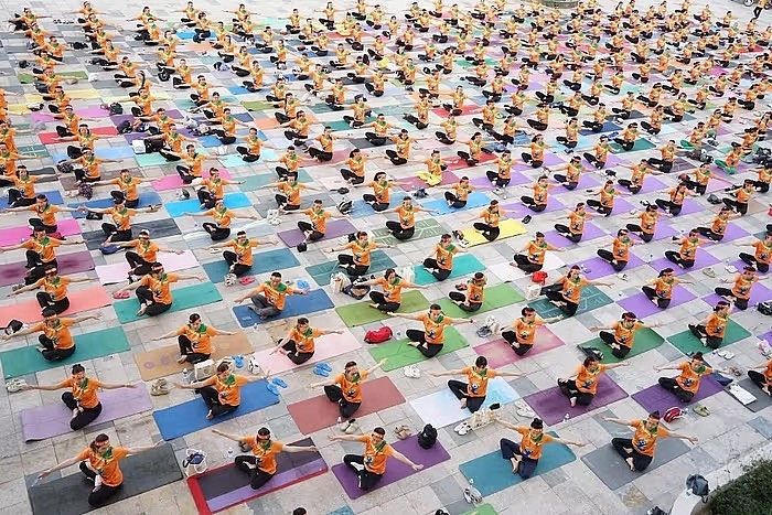 ខេត្ត Bac Giang, Dien Bien, Binh Thuan សម្តែង Yoga រួមគ្នាពង្រឹងមិត្តភាពវៀតណាម-ឥណ្ឌា