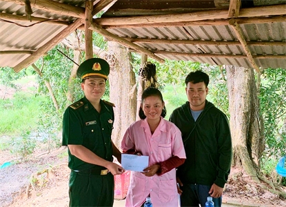 ពង្រីកស្មារតីសាមគ្គីភាព មិត្តភាព និងជួយគ្នាទៅវិញទៅមកនៅតំបន់ព្រំដែនវៀតណាម-កម្ពុជា
