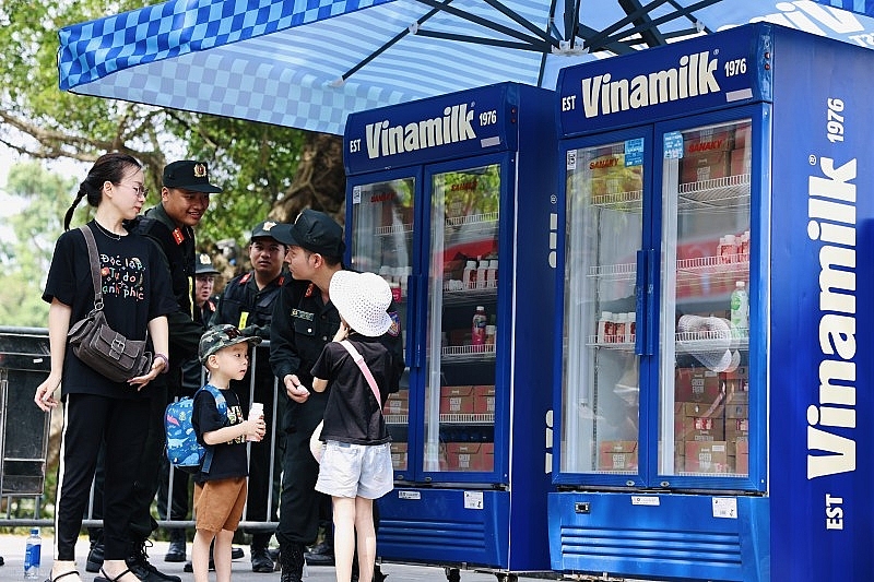 Vinamilk រួមដៃគ្នាផ្សព្វផ្សាយសារ 