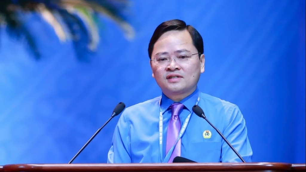 លោក Nguyen Anh Tuan ត្រូវបានជាប់ឆ្នោតឡើងវិញជាប្រធានសហព័ន្ធសហជីពការងារទូទាំងវៀតណាម